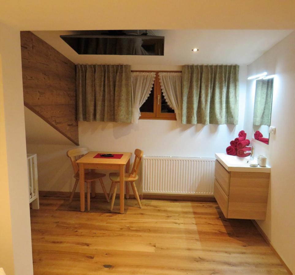 Haus Hubertus - Gaestehaus Sahler Apartment *